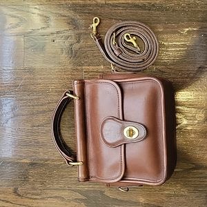 Vintage Coach Brown Winnie 9023